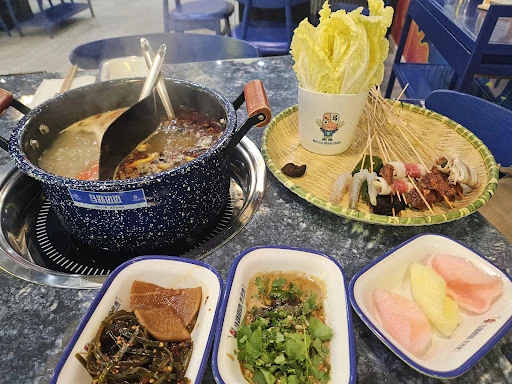 Ma Lu Bian Bian 马路边边 Hot Pot photo 3