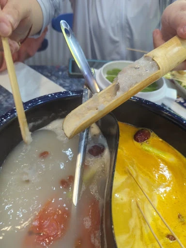 Ma Lu Bian Bian 马路边边 Hot Pot photo 1