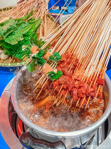 Ma Lu Bian Bian 马路边边 Hot Pot photo 9